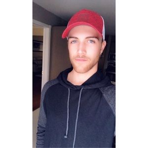 Meet your Posher, Brandon